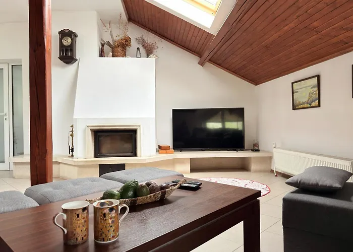 Corner House Apartment