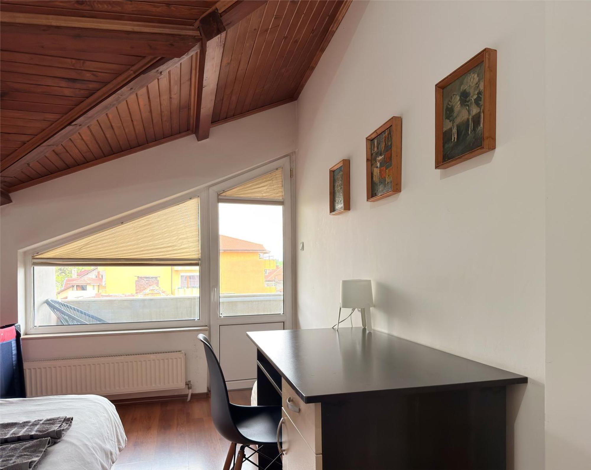 Apartment Corner House