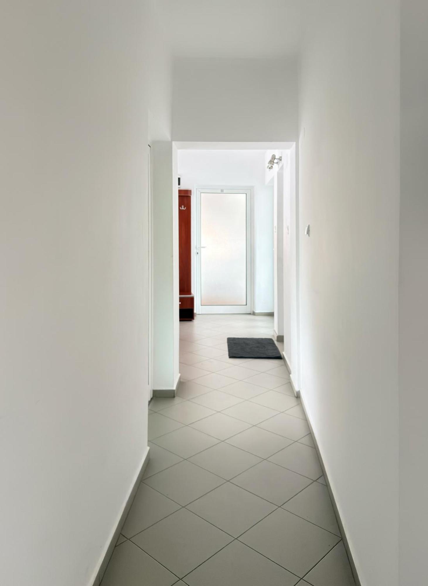 Corner House * Монтана