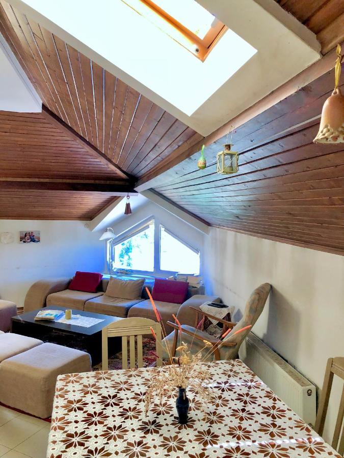 Apartment Corner House