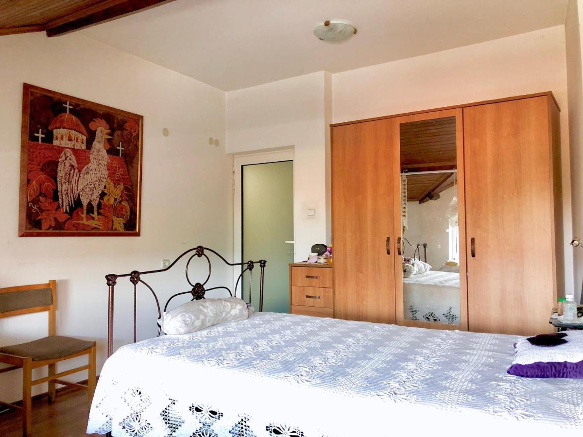 Corner House *